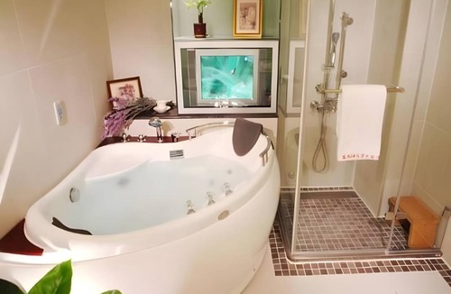 Cianjin District Hotel | 60 m² Motel ∙ 5 guests