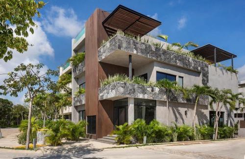 Playa Paraiso House | 6BR Villa at Premium Location 24 h Security