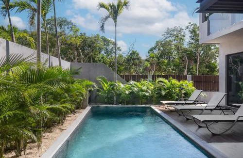 Playa Paraiso House | 6BR Villa at Premium Location 24 h Security