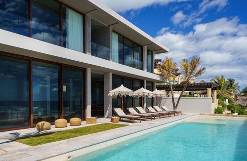 Tulsayab Villa | 7-bedroom Private Beachfront Villa in Tankah Bay!