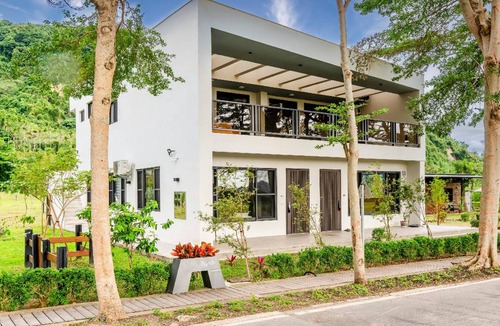 Luye Hotel | 84 m² Motel ∙ 6 guests