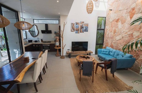 Tulum Villa | A bright, spacious 3-bedroom, 2.5-bath villa located in a tranquil, gated area of Tulum.