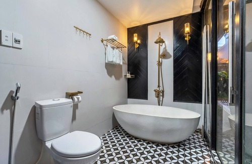 Hoi An City Centre Cottage | A cozy private villa with a pool and kitchen for couple
