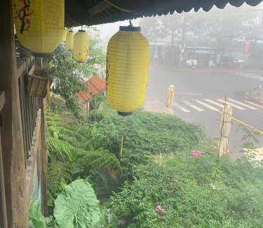 Kon Plong Hotel | A Hùng Home & Restaurant