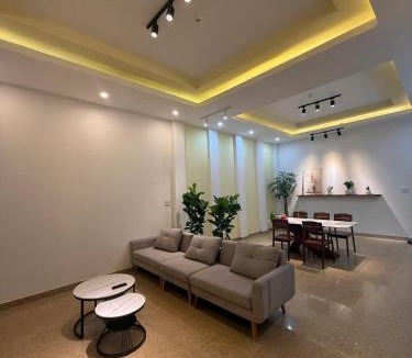 Ngu Hanh Son Hotel | A Hotel