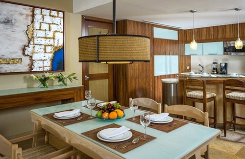 Villa Juarez Hotel | A Luxurious, 5-Star 2 Bedroom Suite w/a Large Balcony and Ensuite Pool