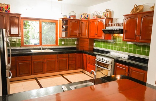 Playacar Fase I House | A magnificent house, spacious, with a big pool, just a few steps from the beach