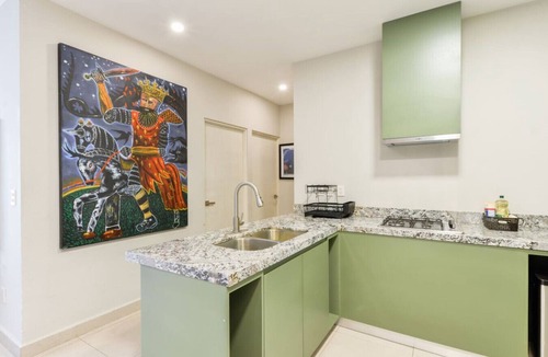 Monterrey Apartment | ¡A pasos de Fundidora! Wifi + Cajón | 6ppl 2BR2br