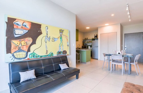 Monterrey Apartment | ¡A pasos de Fundidora! Wifi + Cajón | 6ppl 2BR2br