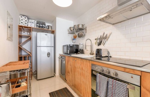 Monterrey Centro Apartment | ¡A pasos de Santa Lucía! 1 King & 2 Queen Bed 7Ppl