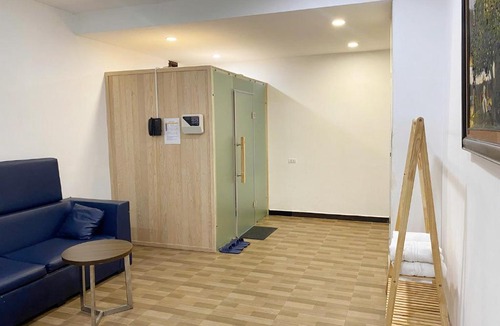 Hang Bai Hotel | A25 Premium Hotel - 12 Phố Huế