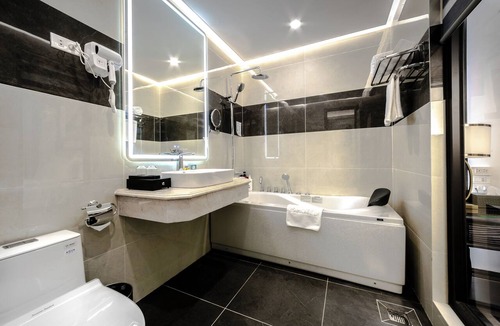 Tu Liem Hotel | A25 Premium Hotel - 16 Mieu Dam