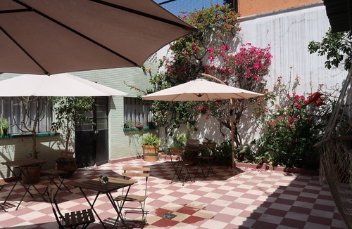 Narvarte Poniente House | Accommodations in Mexico City. Narvarte, Sol