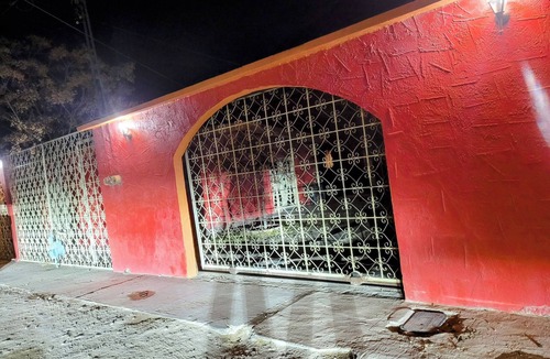 Ciudad Juarez House | Acogedora casa de 2, recámaras con WiFi, aire y estacionamiento en Cd. Juárez