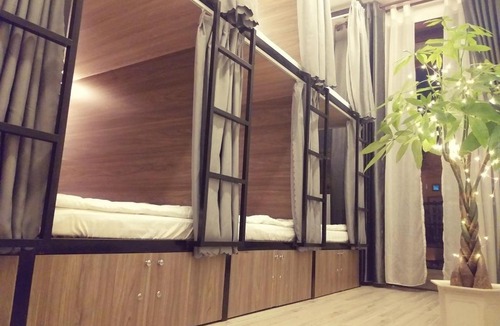 Ninh Kieu Hostel | Adora Dorm bed in the center with balcony and rooftop since 2026