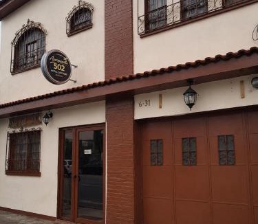 Zona 12 Hotel | Aeropuerto 502