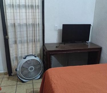 Manzanillo House | Affordable and Comfortable, Location, Delfines