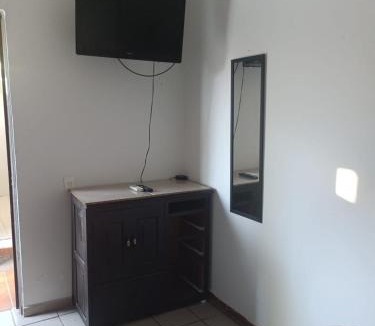 Manzanillo House | Affordable and Peaceful – Olas