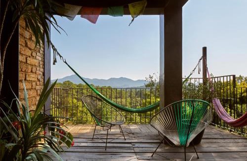 Valle de Bravo Ski Chalet | AH0 Art Villa