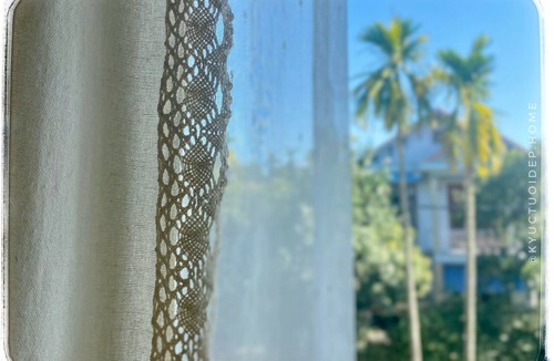 Hue House | Airy, Quiet with Balcony, Netflix Projector; 5 minutes walk to Hue Imperial City