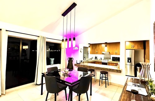 San Antonio Tlayacapan House | Ajijic Modern 2 Bedroom-AC-Bikes-Gym-Pickleball Court-Golf Cart-Scooters