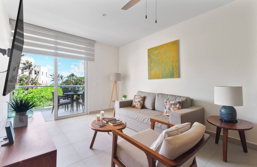 Akumal Apartment | Akumal Bay With Access To Beach 7 Rooftop Pools W Ocean View