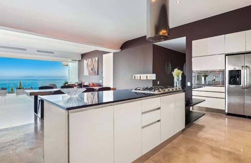 Amapas Condo | AlilaHolidays - Avalon - 401 - 3BR Condo with Luxury Bay Views