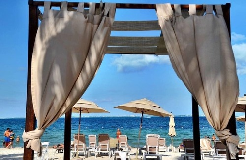 Playa Mujeres Villa | 🌞 All-Inclusive Optional OceanFront Beach Resort 🏖️~ 𝕏 @MyBeachSuites Rentals