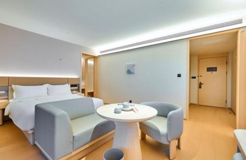 Dunhuang Road District Hotel | All Seasons West Station Xizhen West Road Branch