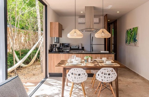 La Veleta Hotel | Amaka Calma Tulum