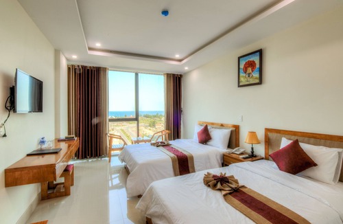 Bao Ninh Hotel | Amanda Quang Binh Hotel