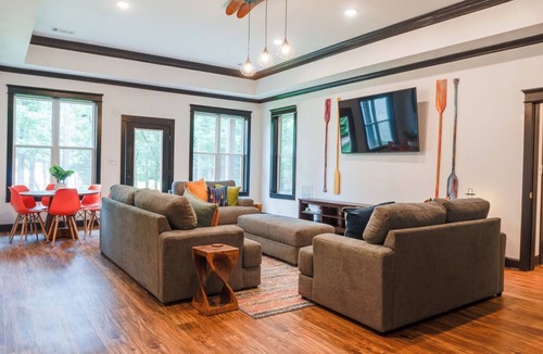 Appling House | Amazing Estate right on the lake, 2 homes, sleeps 28. Arcade room, private dock