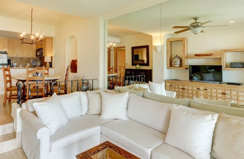 San Jose del Cabo Condo | Amazing Ocean Front Location
