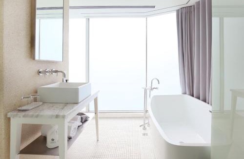 Zhongshan Hotel | Ambience Hotel Taipei