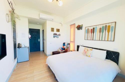 Shanjiao House | Amibao Resort每間房有獨立陽台 獨立衛浴有電梯可搭乘 自行入住 訂房後請留意訂房平台訊息 會將入住資訊與停車位置傳送在訊息裡