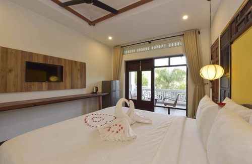 Cam An Hotel | An Bang Beach Villas