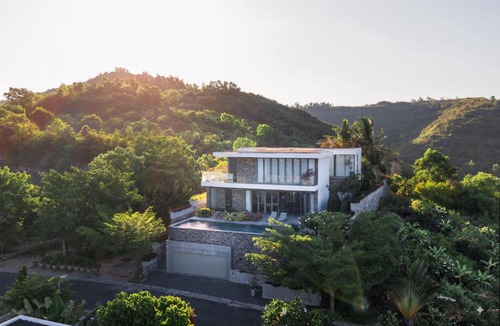 Nha Trang Villa | Anh Nguyen Oceanfront Villas Nha Trang