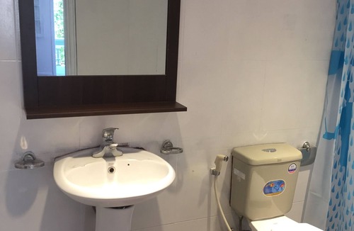 Nhat Tan Hotel | Anhome