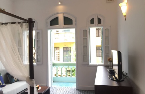 Nhat Tan Hotel | Anhome
