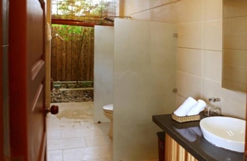Phan Rang Hotel | Aniise Villa Resort