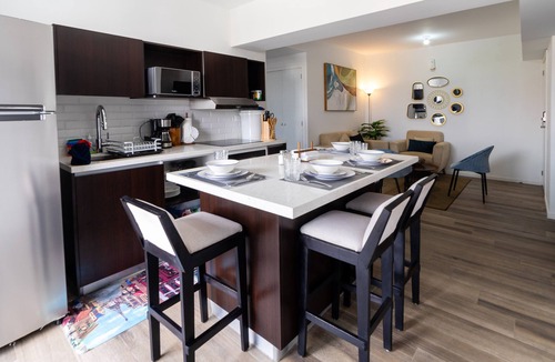 Zona 13 Apartment | Apartamento Bonito y Céntrico con Buena Vista!