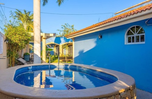Montecarlo Apartment | Apartment 1 BR, Pool, Gym & Terrace