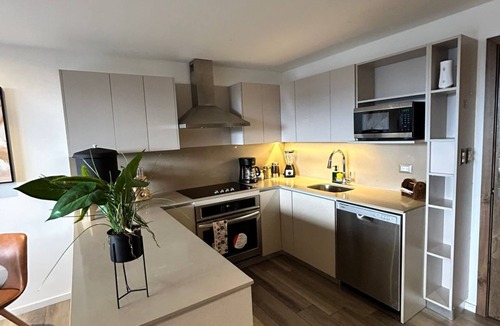 Zona 10 Apartment | Apartment Florencia, 2 Bedrooms, Airali Building, Zone 10