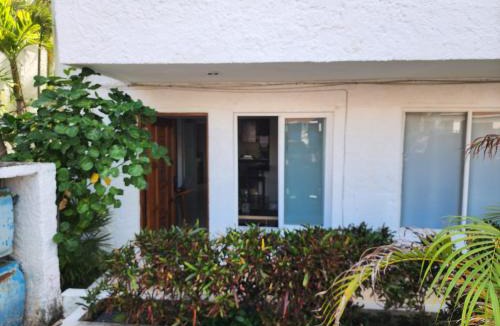 Punta Cancun Apartment | Apartment with a lagoon view
