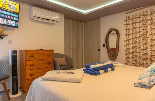 Las Playas Apartment | Apartment with Pool Acapulco 1 Bedroom
