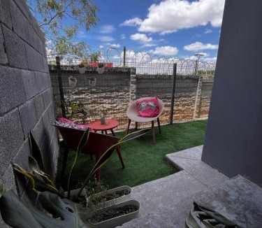 Guadalupe Apartment | Apartment with Pool, gym & parking, up to 6 guests, BBVA stadium area