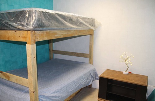 Ixtacalco Hostel | Aquí Comes Rico Airport Hostel