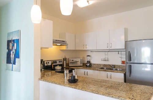 Gonzalo Guerrero Apartment | Aqua Terra 204 by Blueplaya 3 blocks f/5th Av.
