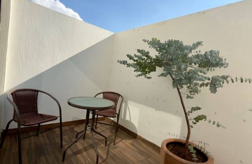 Zamora de Hidalgo Apartment | AR Suites 3: La Calzada