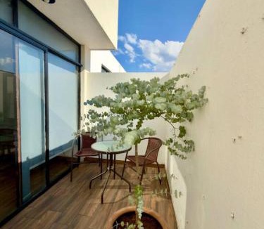 Zamora de Hidalgo Apartment | AR Suites 3 La Calzada